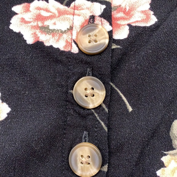 American Eagle crop top - Picture 2 of 4